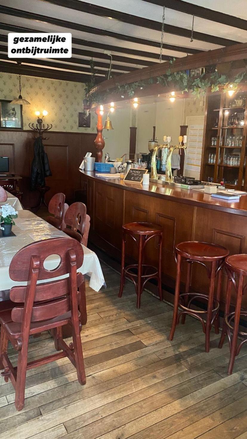 Gasterij De Brabander Acomodação com café da manhã Someren Exterior foto